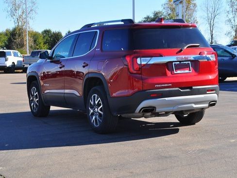 Used 2023 GMC Acadia SLE w/ Driver Convenience Package image 5