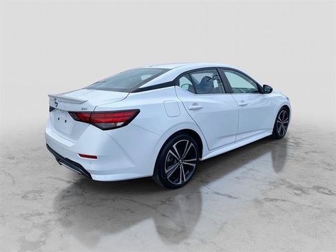 Used 2020 Nissan Sentra SR image 7