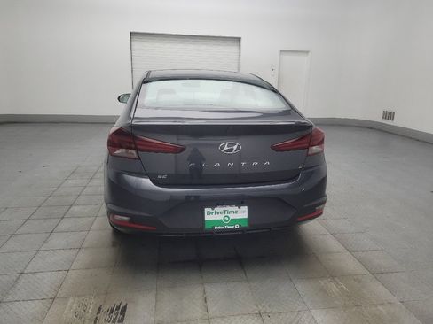 Used 2020 Hyundai Elantra SE FWD image 6