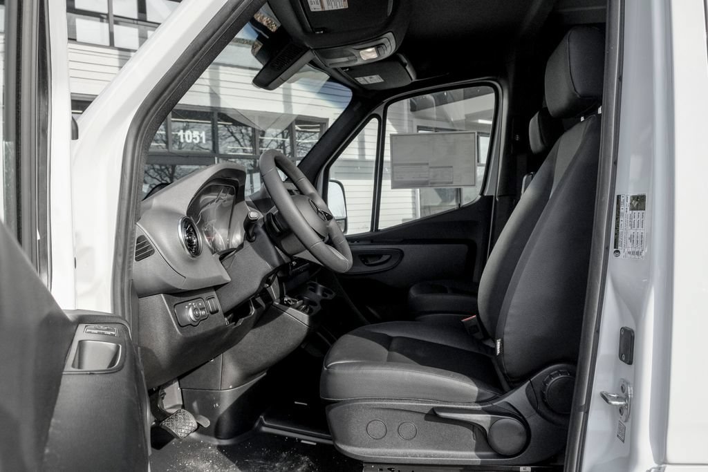 Used 2026 Mercedes-Benz Sprinter 2500 image 12
