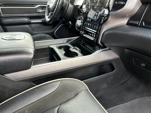 Used 2021 RAM 1500 Laramie AWD/4WD image 14