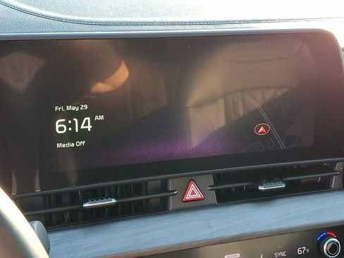 Used 2023 Kia Sportage X-Line w/ X-Line Premium Package AWD/4WD image 23