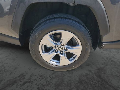 Used 2023 Toyota RAV4 XLE image 5