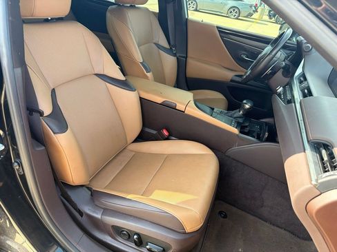Used 2021 Lexus ES 350 w/ Premium Package FWD image 10