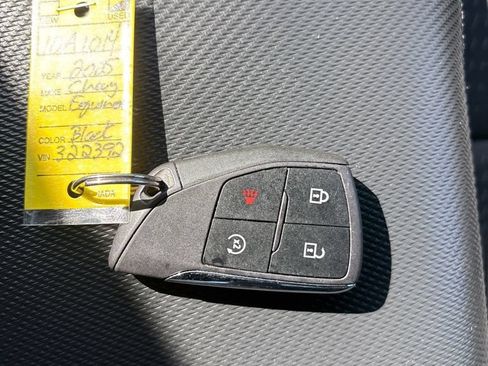 Used 2025 Chevrolet Equinox LT AWD/4WD image 31