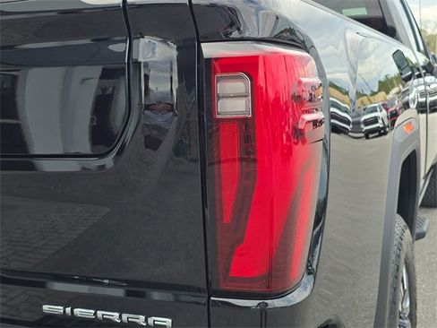 New 2026 GMC Sierra 2500 Denali w/ Denali Reserve Package image 10