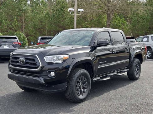 Used 2023 Toyota Tacoma SR5 image 3