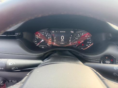 Used 2024 Jeep Compass Latitude w/ Altitude Special Edition AWD/4WD image 8