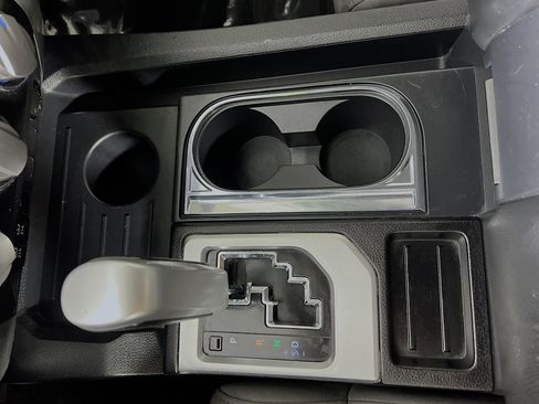 Used 2020 Toyota Tundra SR5 w/ SR5 Upgrade Package image 24