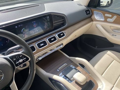 Used 2020 Mercedes-Benz GLE 350 4MATIC image 8