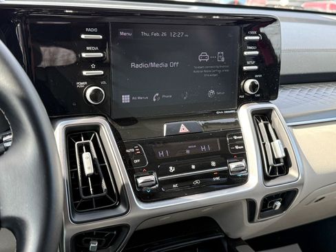 Certified 2021 Kia Sorento S image 16