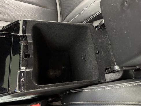 Used 2023 Jeep Grand Cherokee Overland image 34