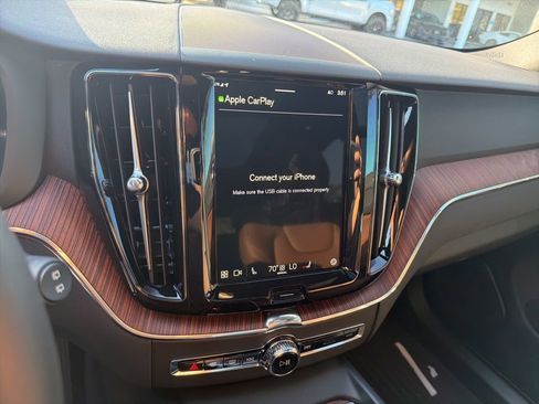 Used 2025 Volvo XC60 T8 Plus w/ Protection Package Premier image 12