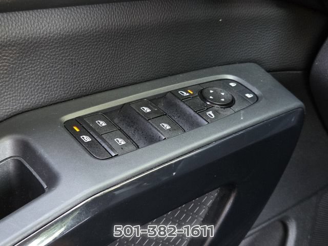 Used 2024 Nissan Pathfinder SV FWD image 32
