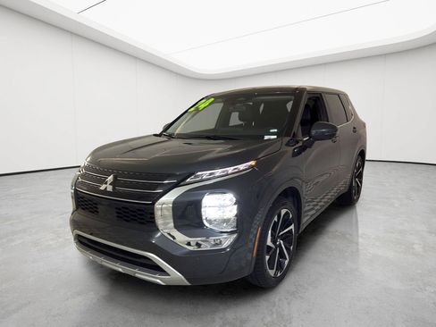 Used 2024 Mitsubishi Outlander SE AWD/4WD image 24
