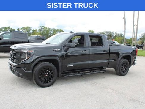 Used 2025 GMC Sierra 1500 Elevation AWD/4WD image 5