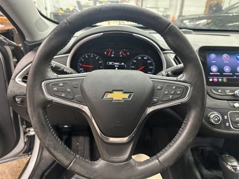 Used 2020 Chevrolet Malibu RS FWD image 5