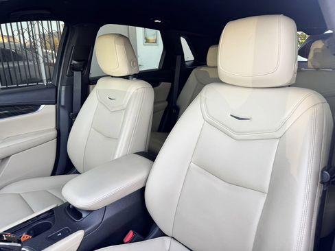Used 2018 Cadillac XT5 FWD w/ LPO, Wheel Lock Package image 36