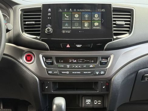 Used 2020 Honda Pilot EX image 16
