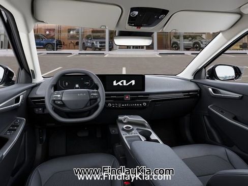New 2025 Kia EV6 Light w/ Light LR Technology Package RWD image 17