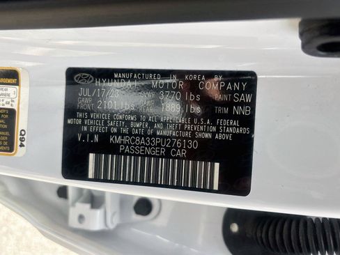 Used 2023 Hyundai Venue SEL w/ Cargo Package FWD image 19
