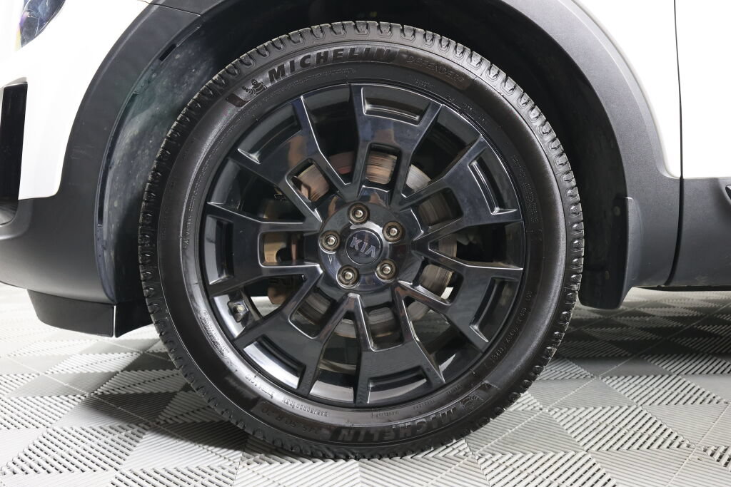 Used 2021 Kia Telluride SX w/ SX Prestige Package AWD/4WD image 9