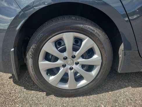 Used 2025 Toyota Corolla LE FWD image 25