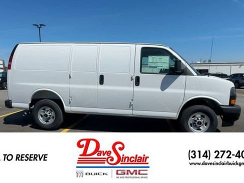 New 2026 GMC Savana 2500 RWD image 9