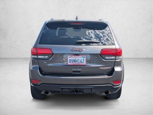 Used 2021 Jeep Grand Cherokee Trailhawk w/ Trailhawk Luxury Group AWD/4WD image 7