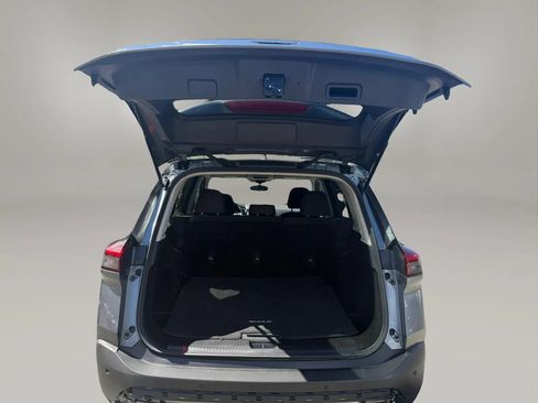 Used 2023 Nissan Rogue S FWD image 28
