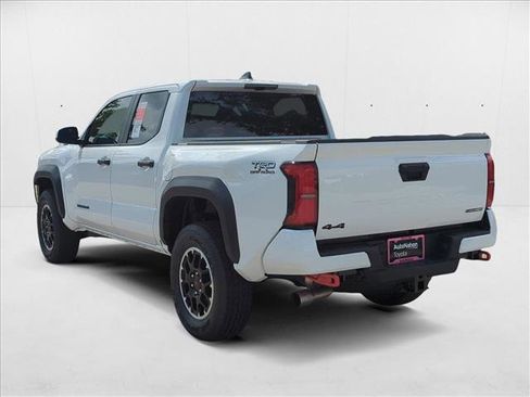 New 2025 Toyota Tacoma TRD Off-Road image 9