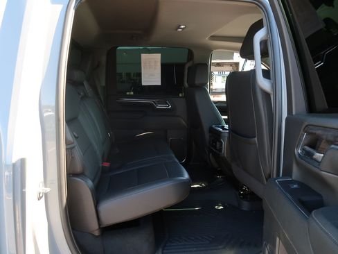 Used 2024 Chevrolet Silverado 2500 LTZ w/ LTZ Plus Package AWD/4WD image 37