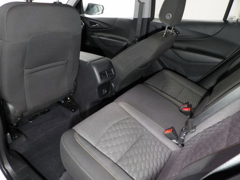 Used 2021 Chevrolet Equinox LT AWD/4WD image 10