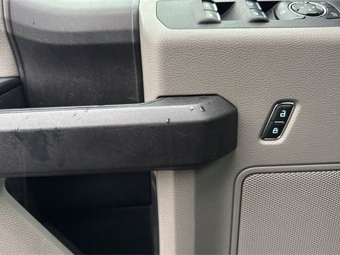 Used 2015 Ford F150 XL w/ Equipment Group 101A Mid image 11