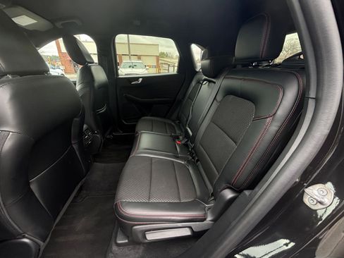 Used 2025 Ford Escape ST-Line image 26