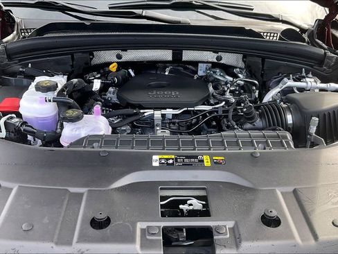 New 2026 Jeep Grand Cherokee L 4WD image 11