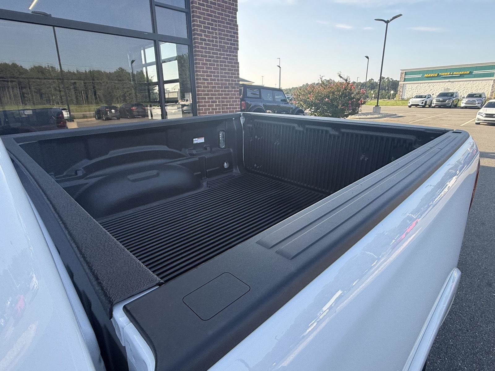 Used 2026 RAM 1500 Laramie AWD/4WD image 29