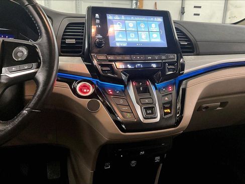 Used 2022 Honda Odyssey Touring image 6