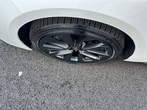 Used 2024 Toyota Corolla SE image 21