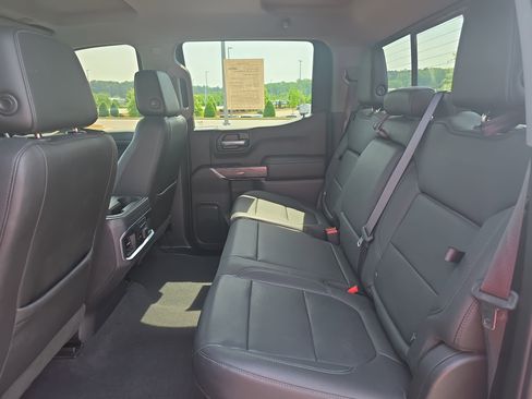 Used 2019 Chevrolet Silverado 1500 LTZ w/ LTZ Plus Package AWD/4WD image 13