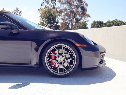 Certified 2020 Porsche 911 Carrera S RWD image 12