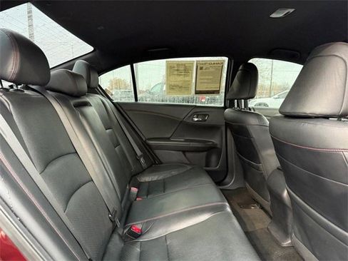Used 2017 Honda Accord Sport Special Edition image 11