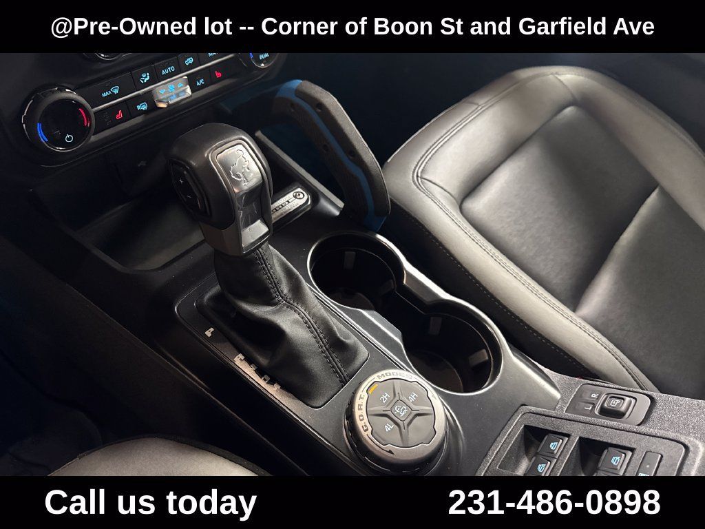 Used 2024 Ford Bronco Black Diamond AWD/4WD image 25