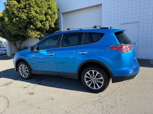 Used 2017 Toyota RAV4 Limited w/ Carpet Mat Package image 3