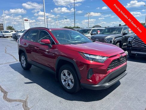 Used 2025 Toyota RAV4 XLE w/ Convenience Package FWD image 24
