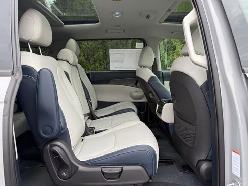 New 2026 Kia Carnival SX Prestige image 6