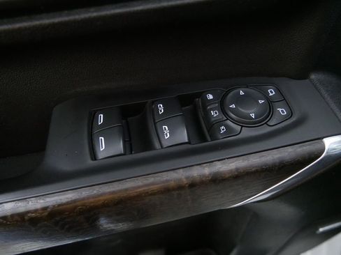 Used 2020 GMC Sierra 2500 Denali w/ Denali Ultimate Package image 13