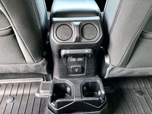 Certified 2020 Jeep Wrangler Unlimited Sahara image 14