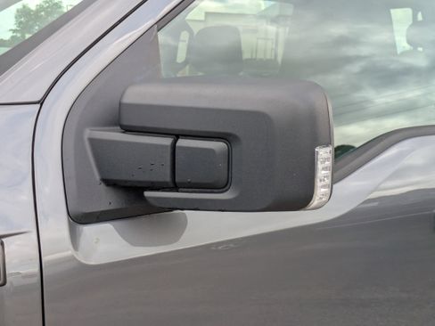 Certified 2022 Ford F150 XLT w/ Equipment Group 302A High image 12