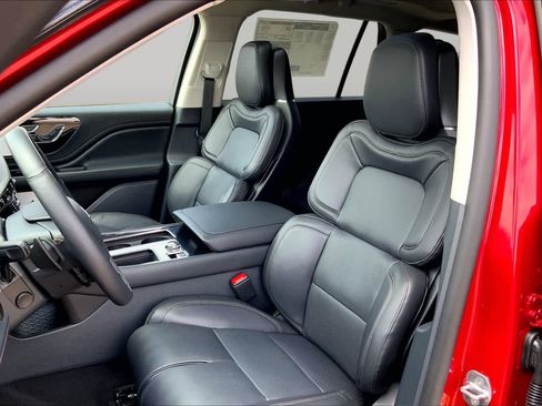 New 2026 Lincoln Aviator Reserve AWD/4WD image 9